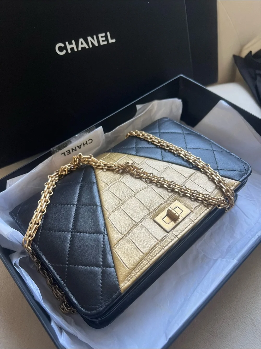 Chanel Reissue 2.55 crocodile Embossed and Lambskin leather WOC crossbody